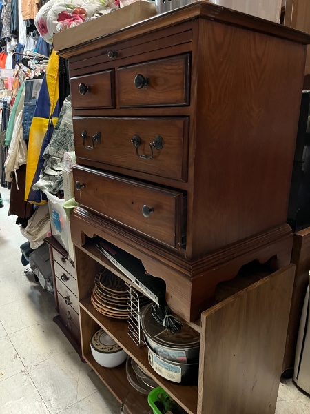 Goody Thrift Store in Santa Monica Blvd